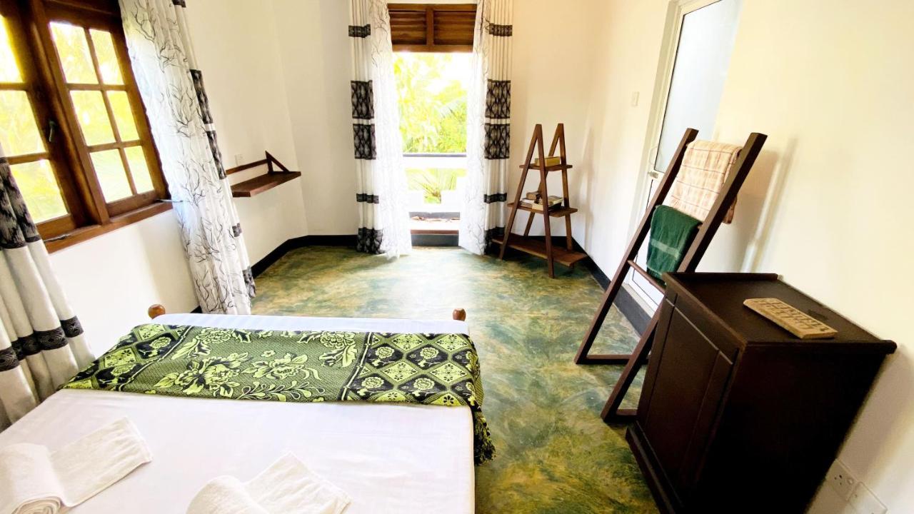 Madiha Surf House Lanka Hotel Matara Exterior photo